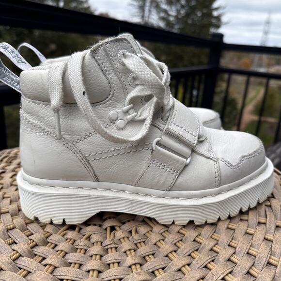 Dr. Martens Zuma II Women's 6 Ankle Lace-Up Strap White Zuma II UK 4 EU 37 - Picture 2 of 16